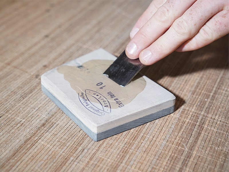 zastosowanie-dłuto-z-ergonomicznym-uchwytem-chisel